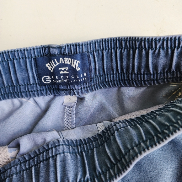 Lot Of 2 Boys Nordstrom Billabong Carter’s Blue Yellow Swim Trunks Shorts Sz 7 - Picture 3 of 9